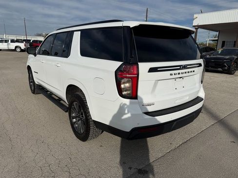 Used 2023 Chevrolet Suburban Z71 image 4