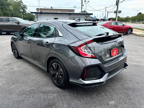 Used 2018 Honda Civic EX image 6