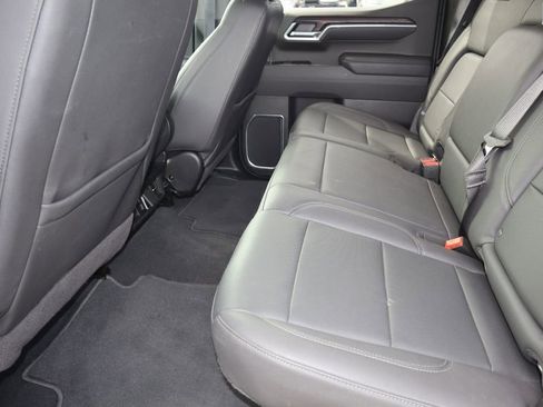 Certified 2026 GMC Sierra 1500 SLT AWD/4WD image 22