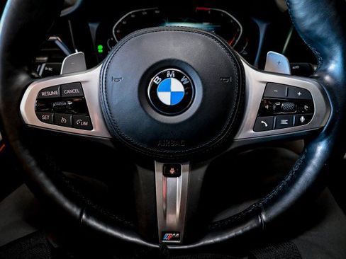 Used 2021 BMW 330i xDrive Sedan w/ M Sport Package AWD/4WD image 33