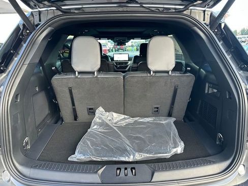 New 2026 Ford Explorer ST-Line w/ ST-Line Street Pack image 24