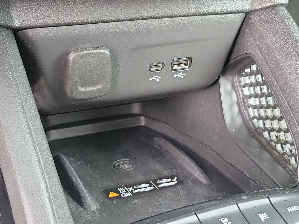 Used 2025 Chevrolet TrailBlazer RS w/ Convenience Package AWD/4WD image 22