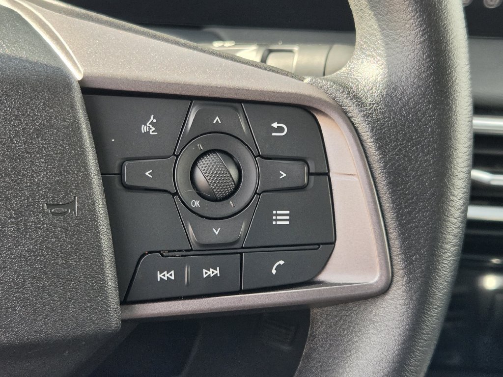 Used 2026 Nissan Sentra SV w/ Floor Mat Package FWD image 22