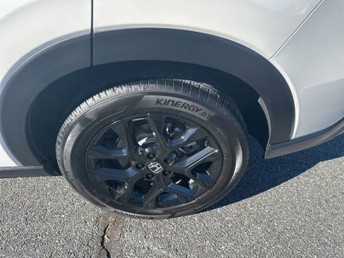 Certified 2025 Honda HR-V Sport image 19