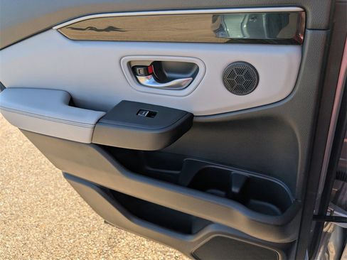 Certified 2025 Honda Pilot EX-L image 28