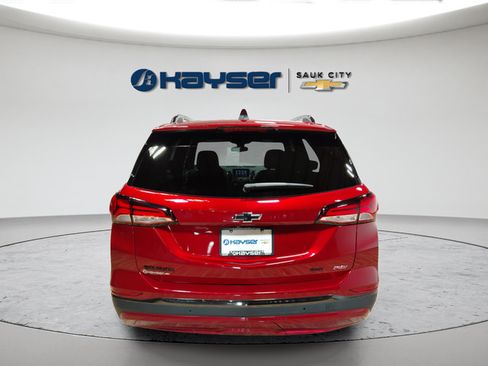 Certified 2022 Chevrolet Equinox RS w/ RS Leather Package AWD/4WD image 6
