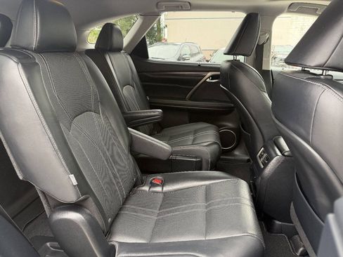 Used 2018 Lexus RX 450hL Luxury w/ Accessory Package AWD/4WD image 12