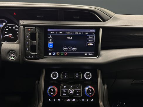 Used 2021 GMC Yukon Denali AWD/4WD image 24