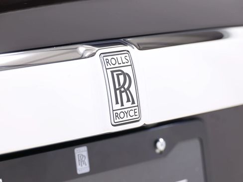 Used 2015 Rolls-Royce Wraith RWD image 87