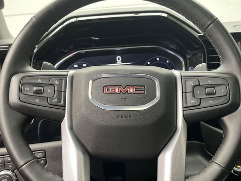 Certified 2025 GMC Sierra 1500 Elevation w/ Elevation Premium Package AWD/4WD image 17