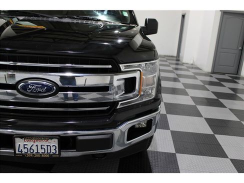 Used 2020 Ford F150 XLT image 8