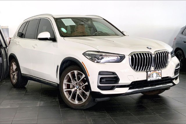 Used 2023 BMW X5 sDrive40i w/ Parking Assistance Package RWD image 2