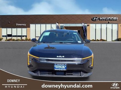 Used 2025 Kia K4 LXS FWD image 2