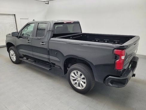 Used 2020 Chevrolet Silverado 1500 Custom w/ Custom Value Package RWD image 3