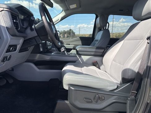 Used 2025 Ford F150 Lightning Flash w/ Max Trailer Tow Package image 6