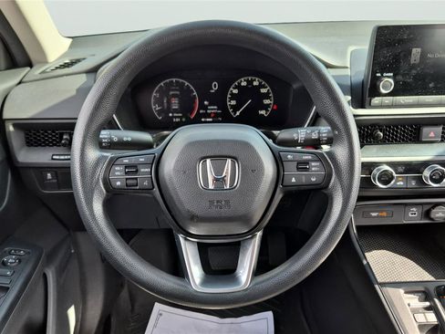 Used 2024 Honda CR-V LX image 12