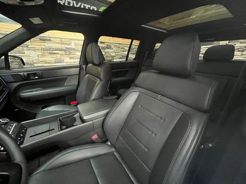 Used 2024 Hyundai Santa Fe Calligraphy AWD/4WD image 13