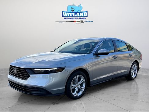 New 2026 Honda Accord LX image 32