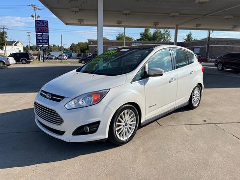Used 2015 Ford C-MAX SEL w/ Equipment Group 302A FWD image 3