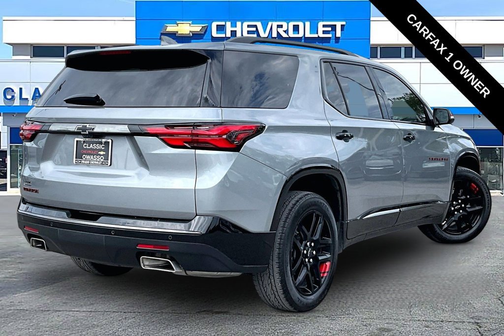 Used 2023 Chevrolet Traverse Premier w/ Redline Edition FWD image 20