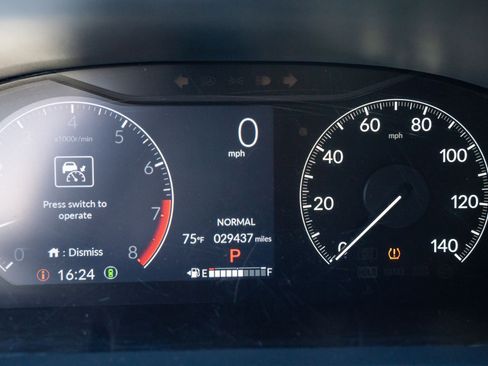 Certified 2023 Honda HR-V LX image 34