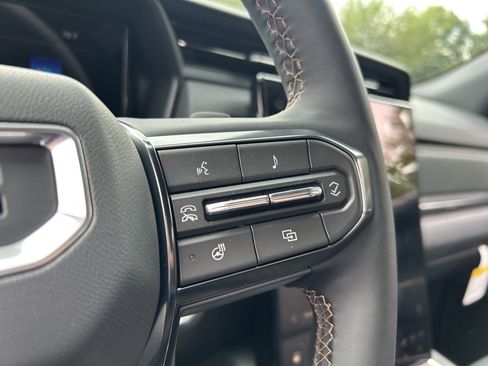 New 2026 GMC Terrain AT4 w/ Technology Package II image 25