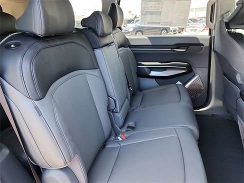 New 2026 Kia EV9 Light image 18