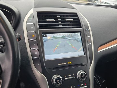 Used 2018 Lincoln MKC Reserve w/ Lincoln MKC Climate Package image 26