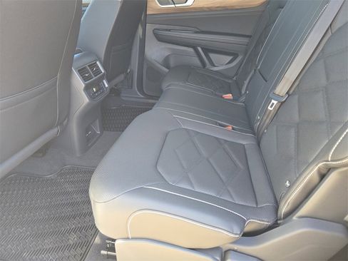 New 2026 Volkswagen Atlas SE image 20