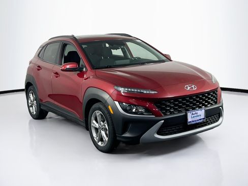 Used 2023 Hyundai Kona SEL w/ Convenience Package AWD/4WD image 3