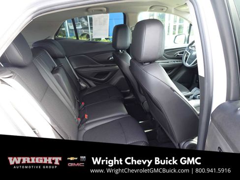 Used 2022 Buick Encore Preferred w/ Safety Package image 25