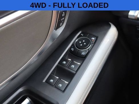 Used 2025 Ford Expedition Platinum w/ Driver's Package AWD/4WD image 15