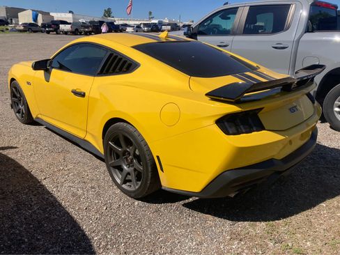 Used 2024 Ford Mustang GT Premium RWD image 9