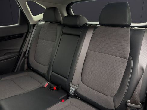 Used 2023 Kia Seltos S w/ Navigation Package image 21