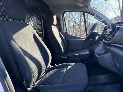 Certified 2023 Ford Transit 250 Low Roof AWD image 21