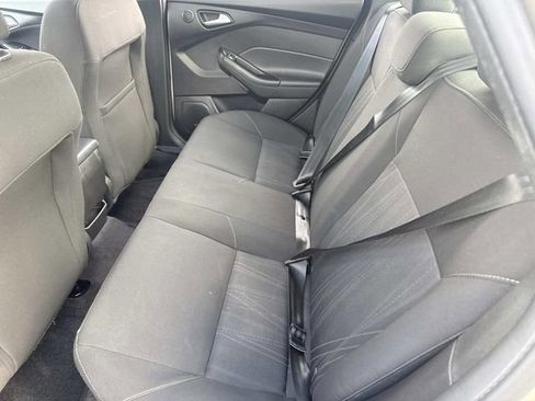 Used 2018 Ford Focus SEL image 15