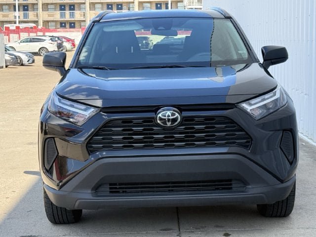 Certified 2025 Toyota RAV4 LE AWD/4WD image 8