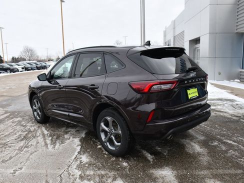 Used 2023 Ford Escape ST-Line w/ Tech Pack #1 image 4