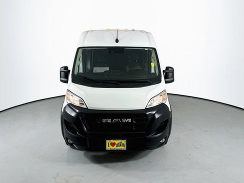 Used 2025 RAM ProMaster 2500 w/ Convenience Group FWD image 4