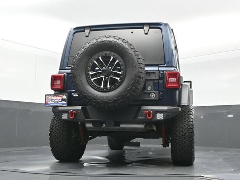 Used 2025 Jeep Wrangler Unlimited Rubicon w/ XTREMEE 35" Tire Package AWD/4WD image 24
