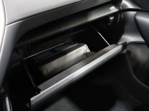 Used 2025 Subaru Crosstrek 2.0i Premium image 34