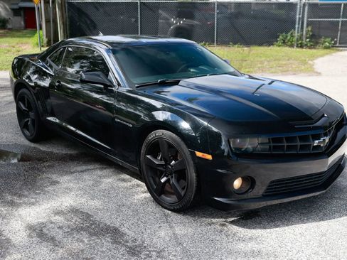 Used 2010 Chevrolet Camaro SS w/ RS Package image 8