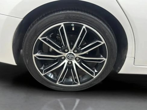 Used 2019 Toyota Avalon XSE w/ Carpet Mat Package FWD image 42