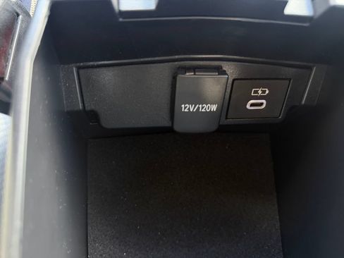 Used 2023 Toyota Corolla LE FWD image 19