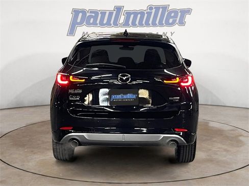 New 2025 MAZDA CX-5 Signature image 6