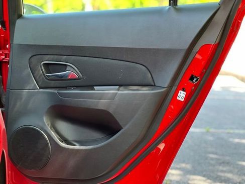 Used 2016 Chevrolet Cruze LTZ image 17