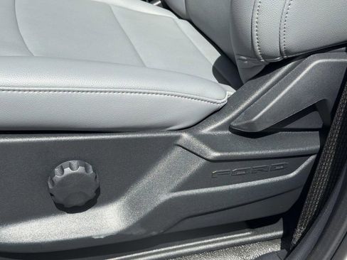 New 2025 Ford F550 4x4 Crew Cab Super Duty image 18