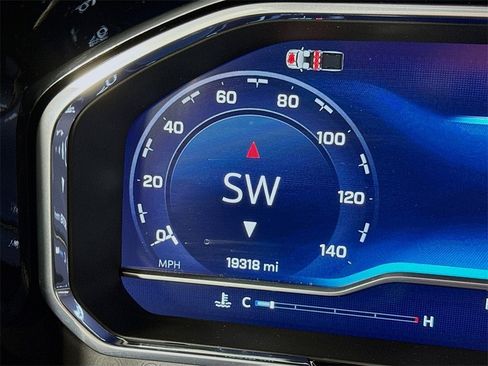 Used 2024 Chevrolet Silverado 1500 LT image 6