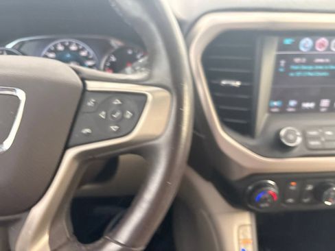 Used 2019 GMC Acadia Denali w/ Technology Package AWD/4WD image 14
