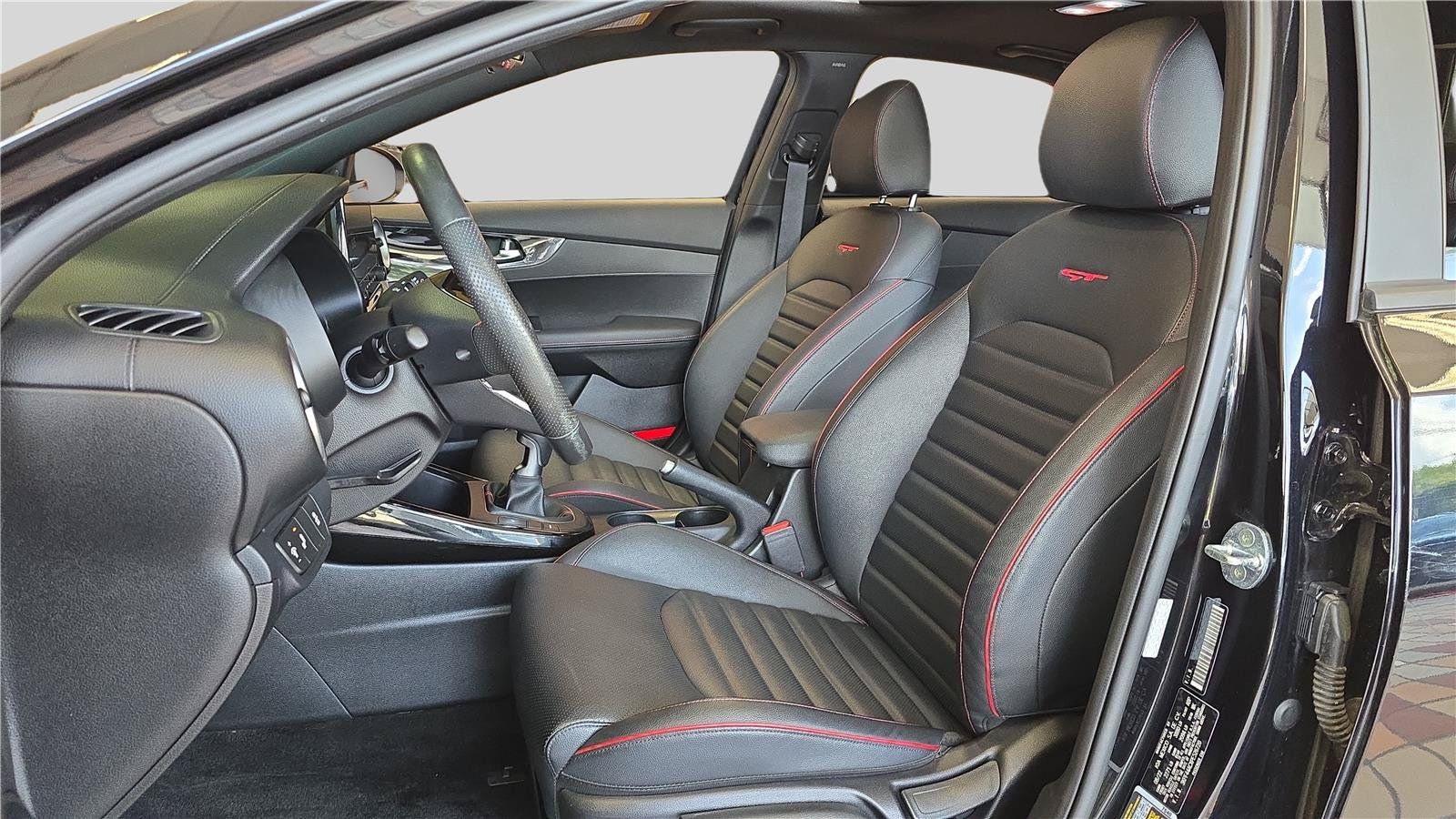 Used 2023 Kia Forte GT FWD image 11
